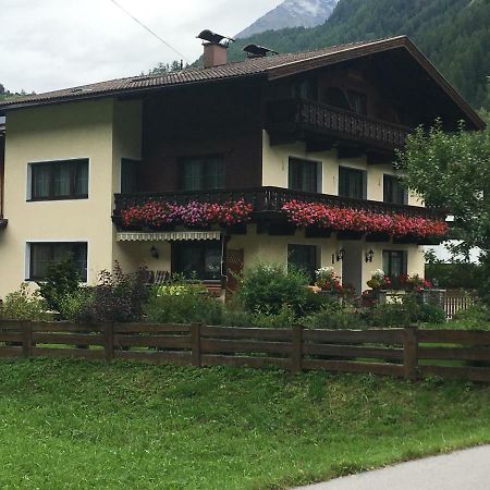 Landhaus Kuen Хубен Екстериор снимка